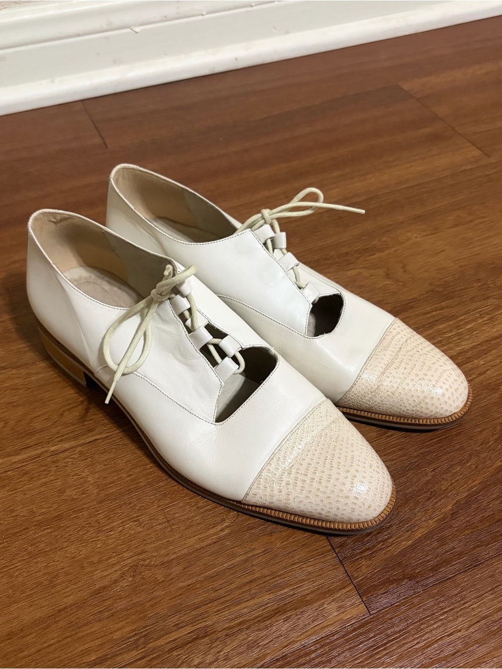 Vintage Henry Philippe Paris Ivory Leather Cap Toe Lace Up Oxford Flats Womens 8